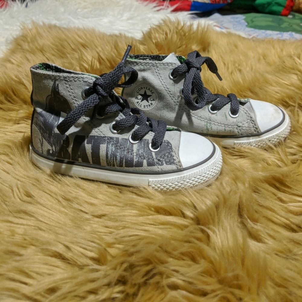 Batman Chuck Taylor Converse